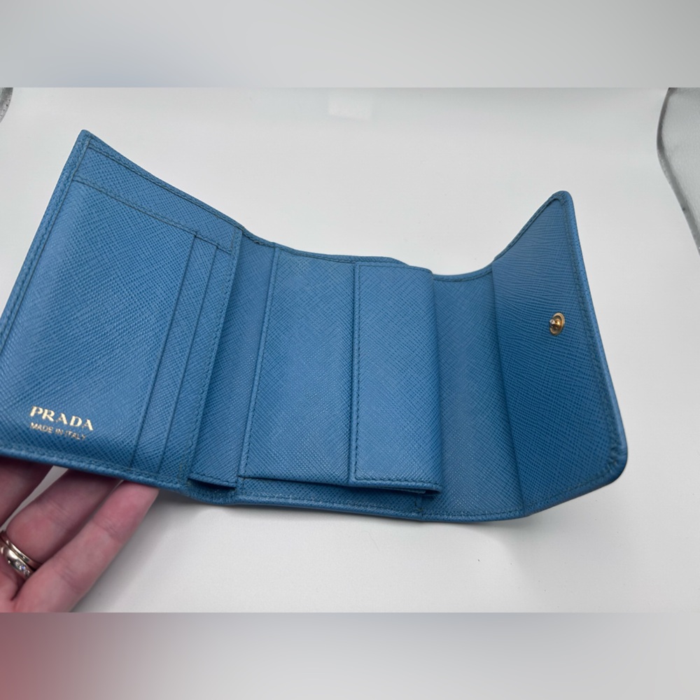 Prada wallet - Picture 3 of 10